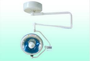 整体反射手术无影灯（多棱镜） ZFL700